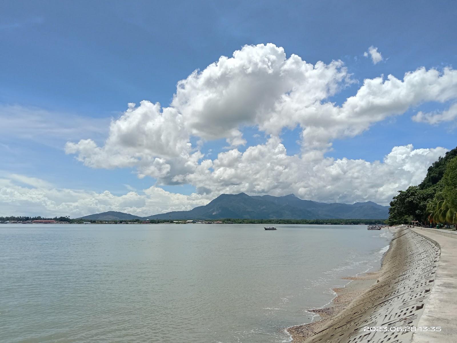 Sandee Merdeka Beach