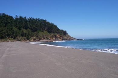 Sandee Trogualemo Beach