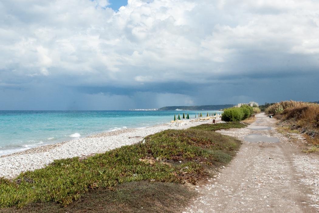 Sandee Elli Beach
