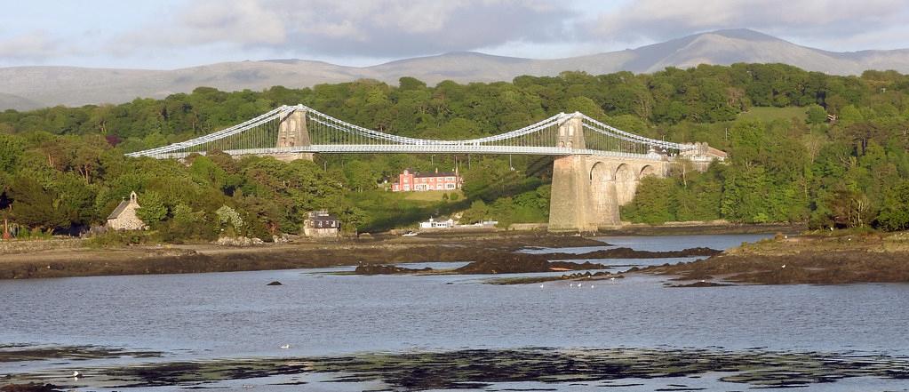 Sandee - HomePage / Menai Bridge