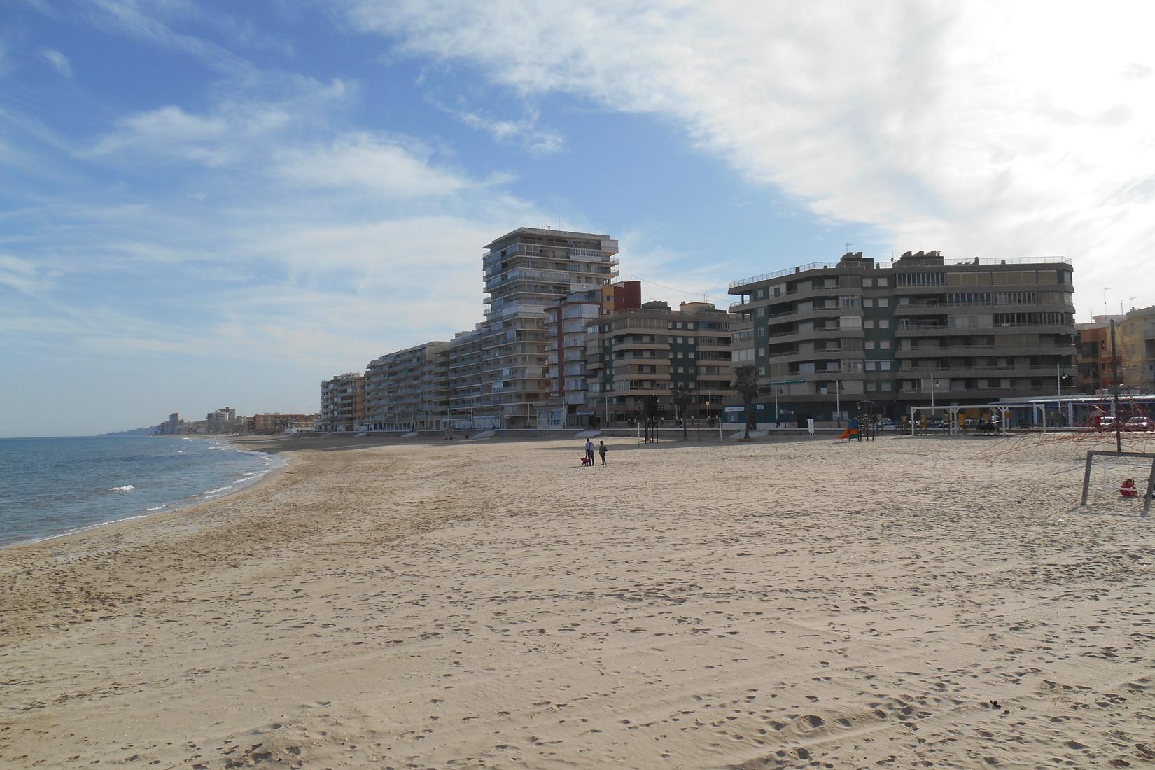 Sandee - HomePage / Sueca