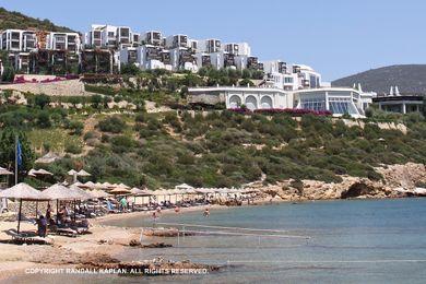 Sandee Barbarossa Beach