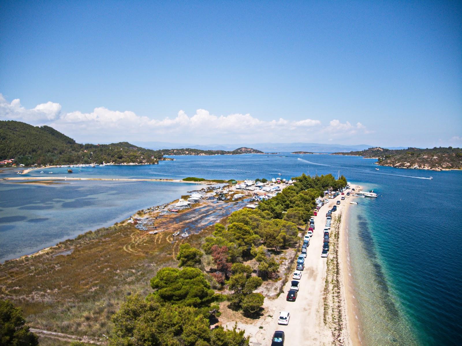 Sandee Livari Beach