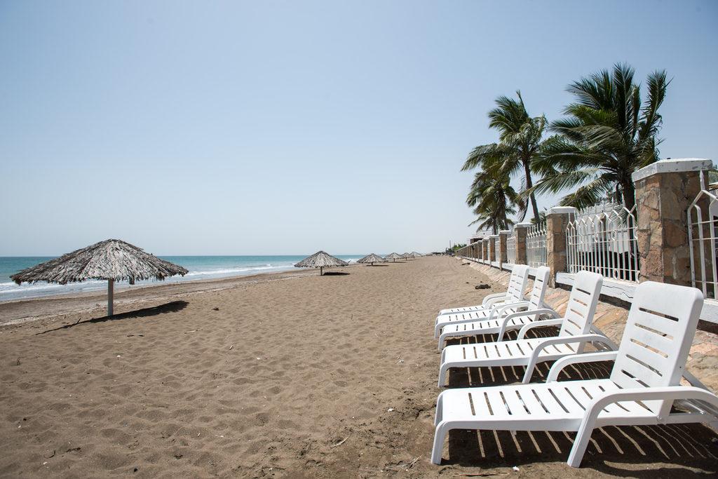 Sandee Sohar Beach Corniche