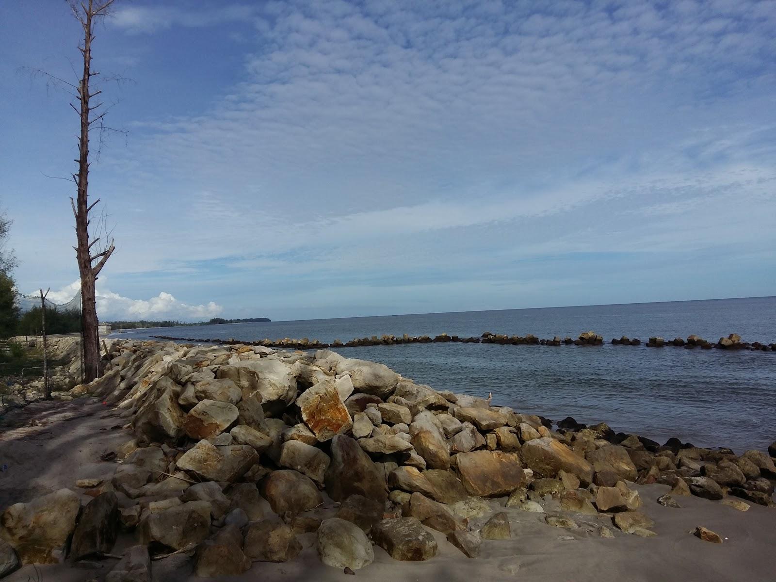 Sandee Pantai Pulo Sarok
