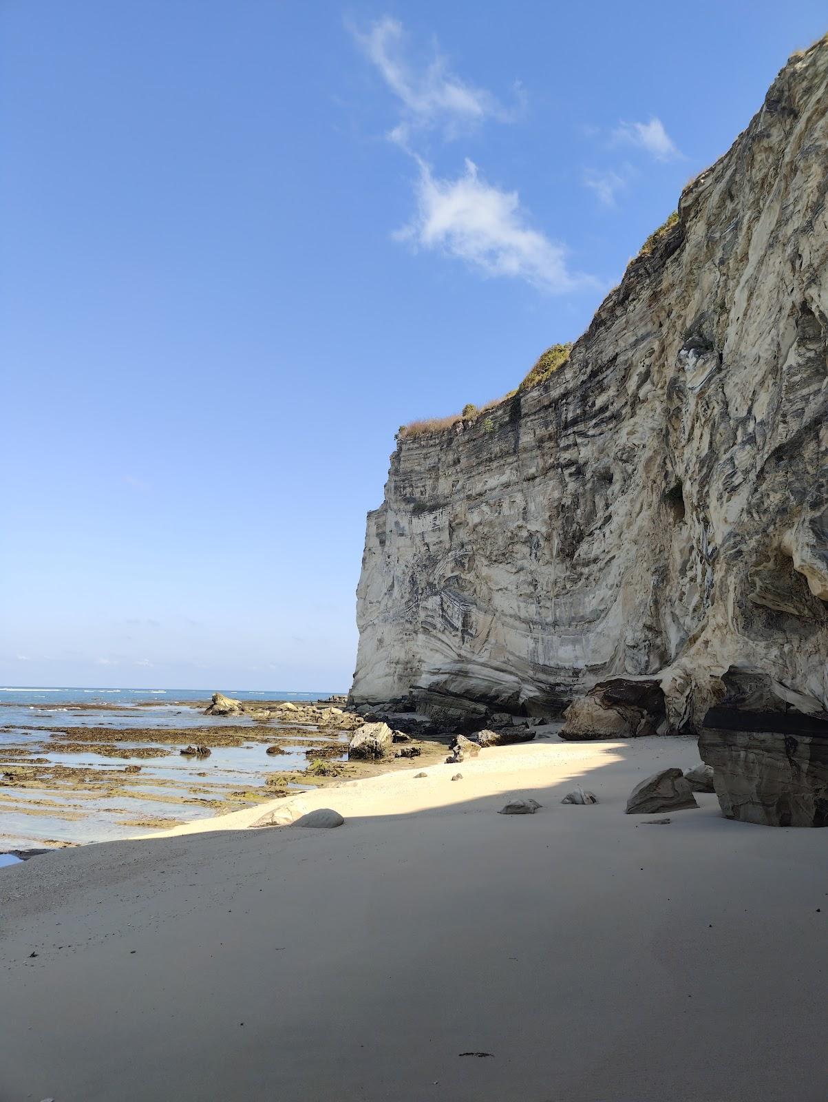 Sandee Pantai Watuparunu