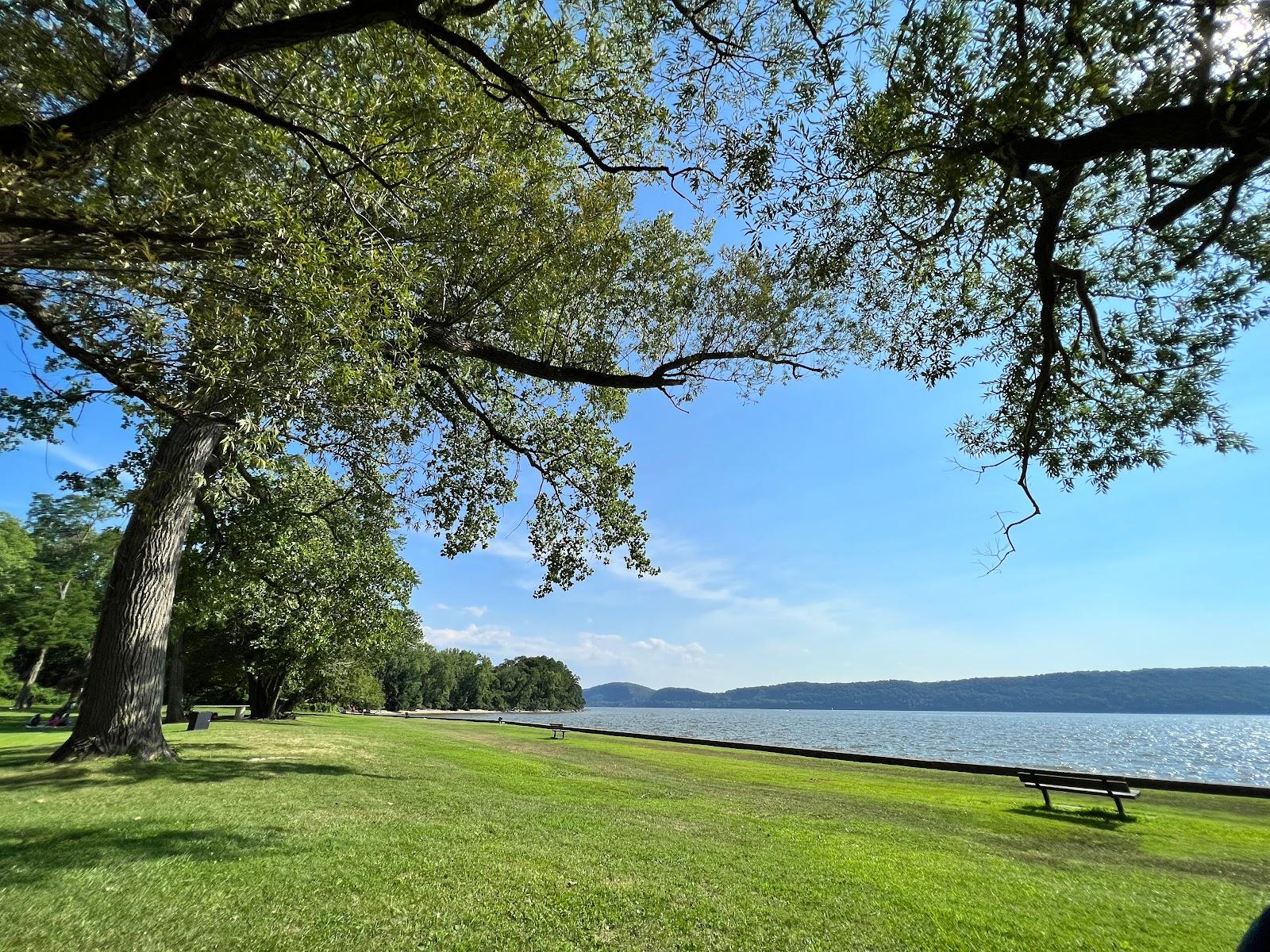 Sandee Croton Point Park
