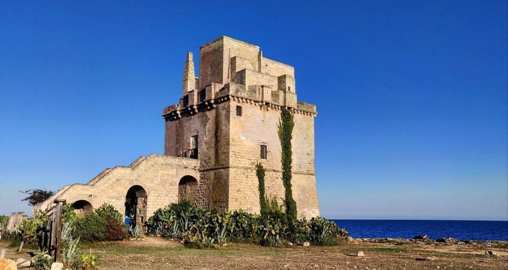 Sandee - HomePage / Torre Colimena