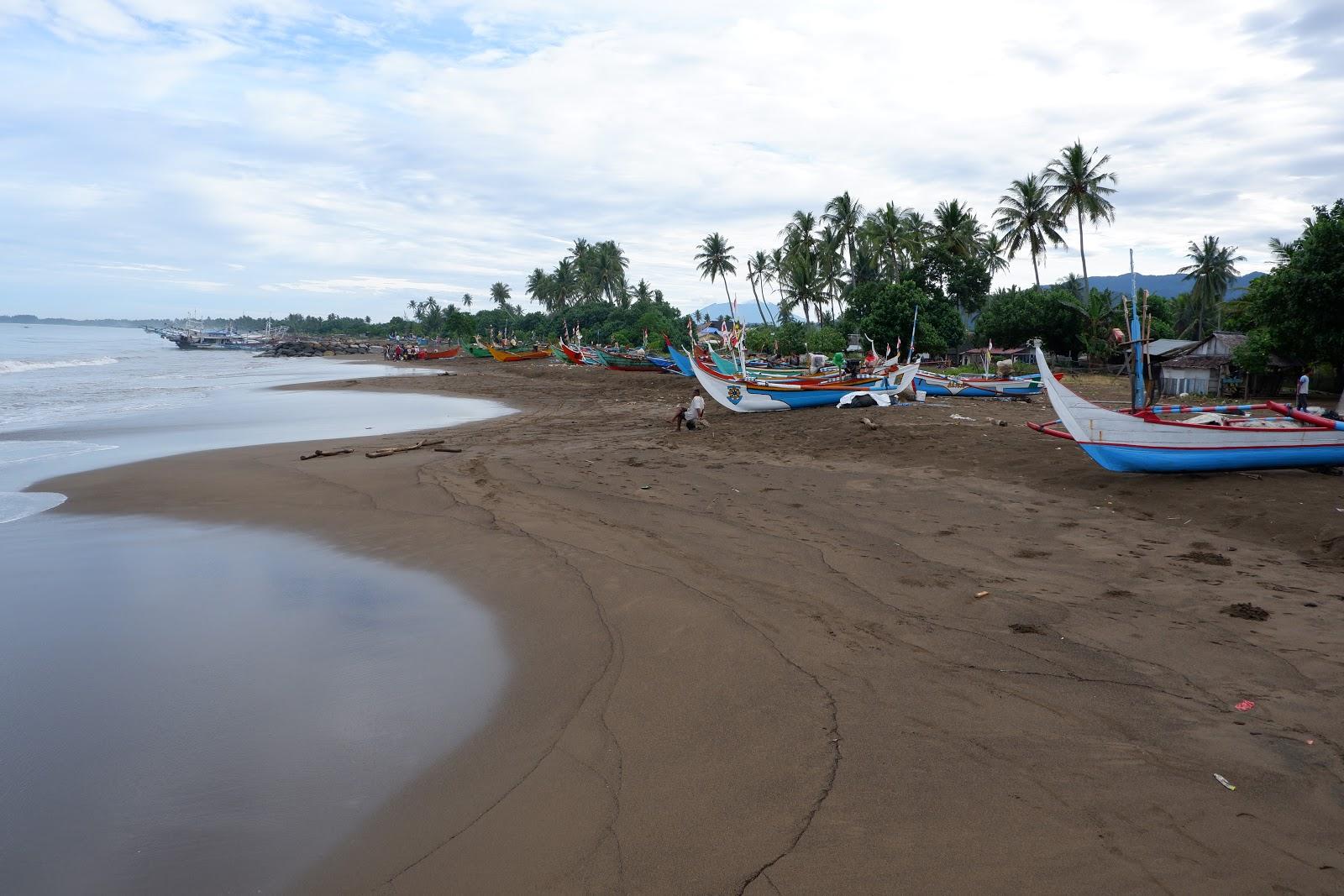 Sandee Lagoi Bay