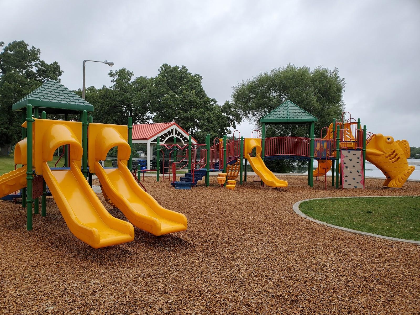 Sandee Round Lake Beach - Lakefront Park