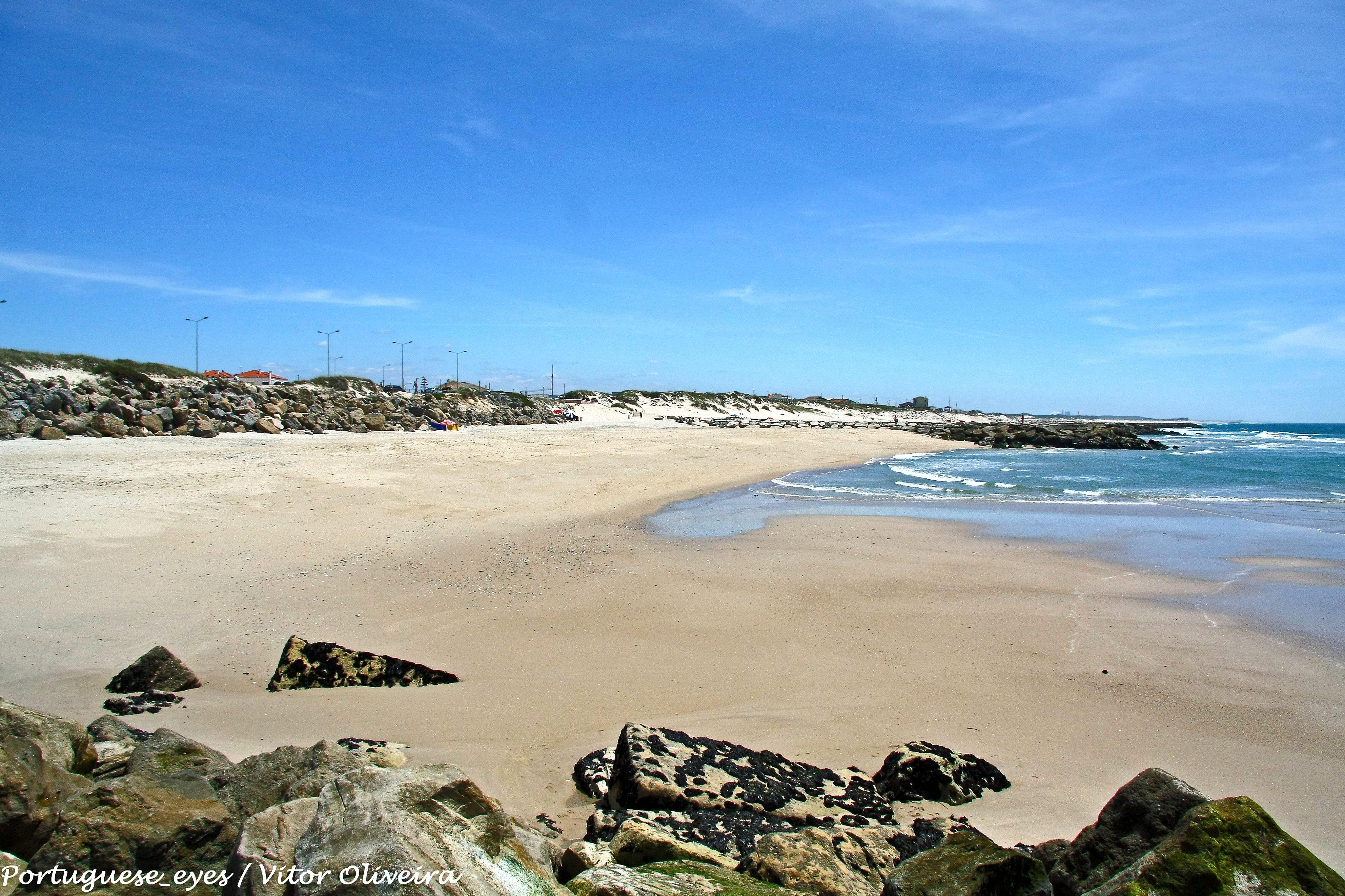 Sandee Praia Da Cova Gala 