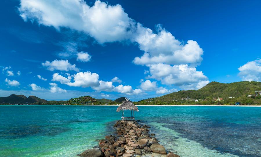Sandee - Blog / Nudism Laws in Antigua and Barbuda: A Comprehensive Overview
